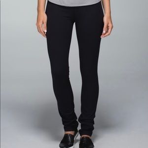 Lululemon Skinny Reversible Pant. Size 4